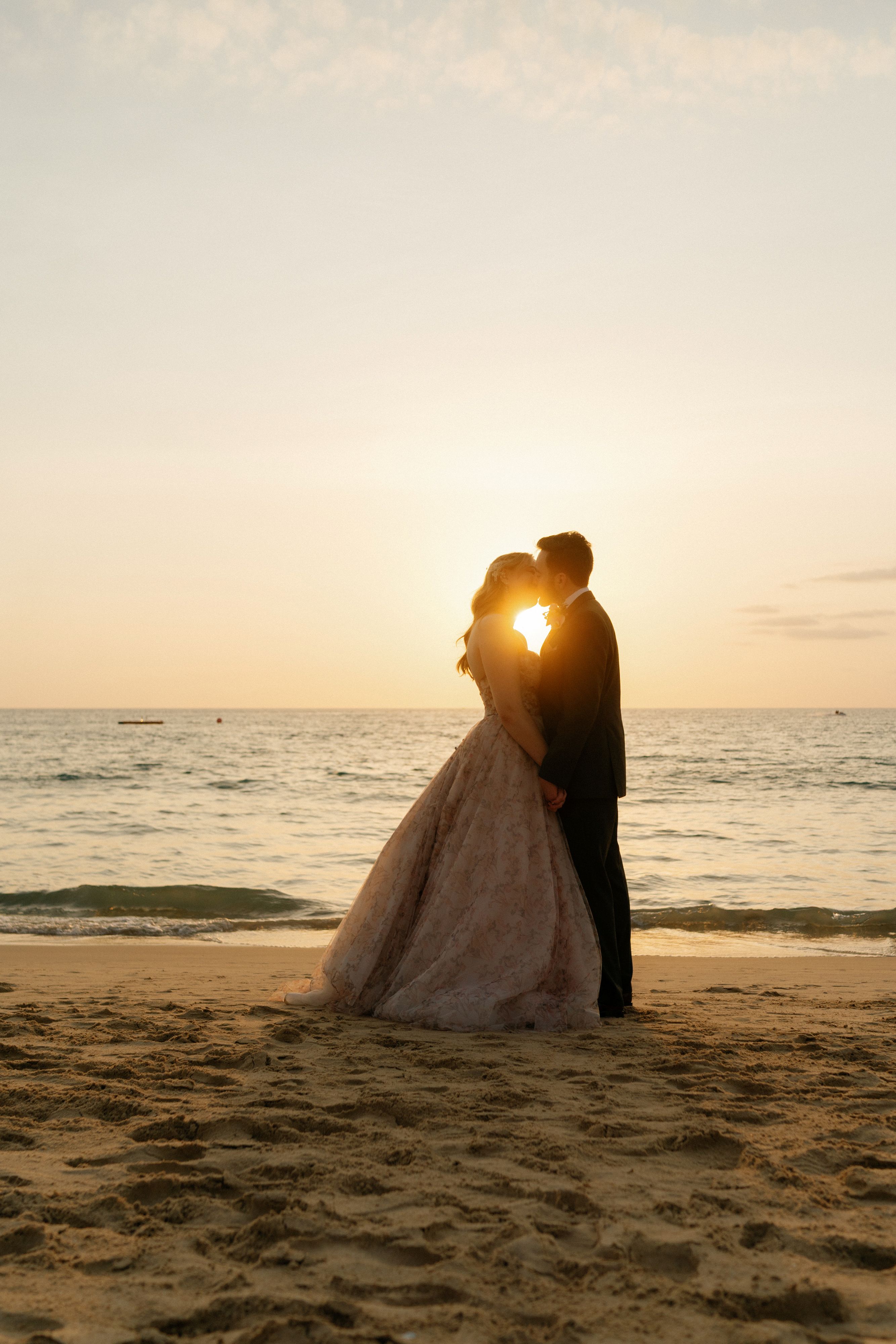 ANTHLG - Western Weddings